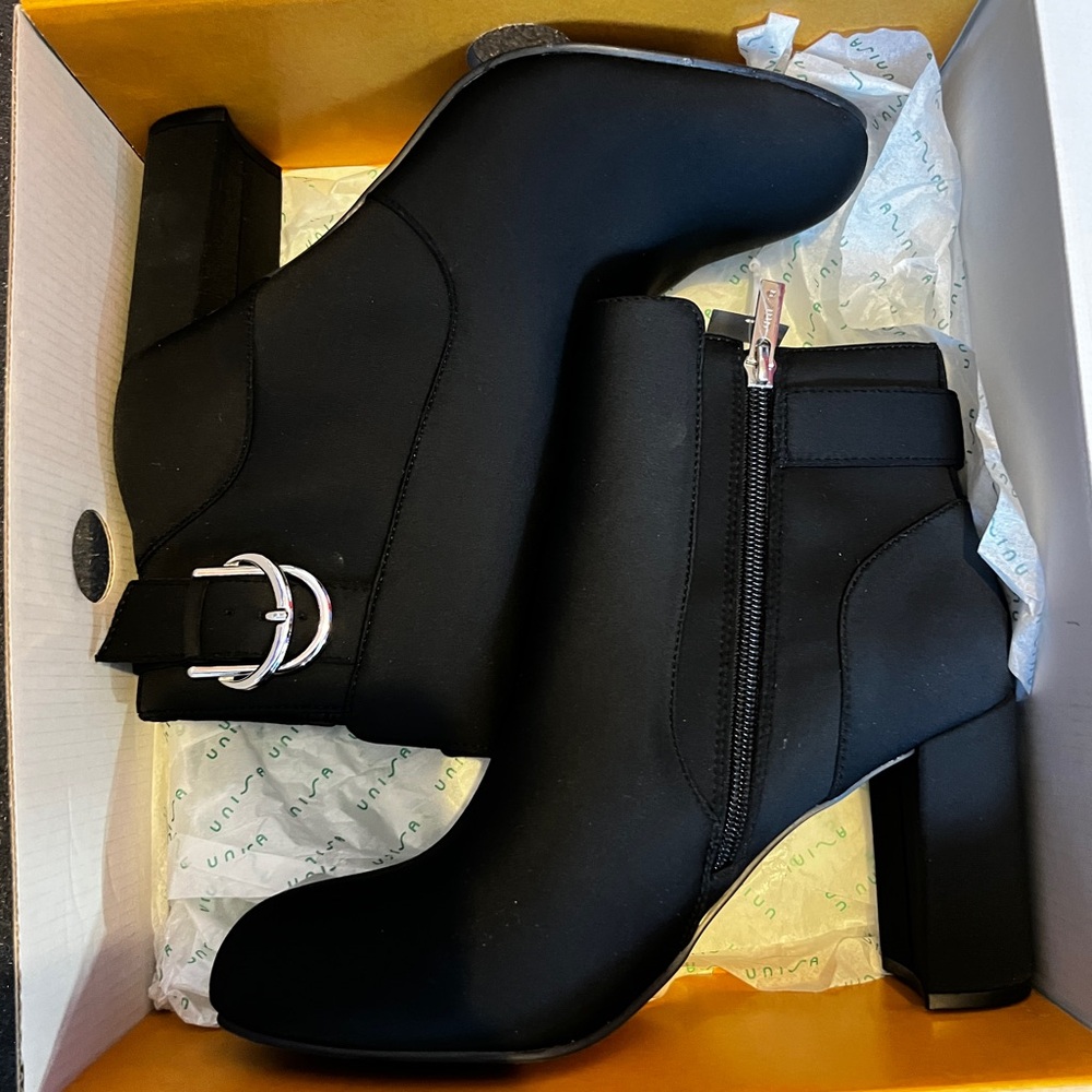 Unisa Black Heeled Boots with Silver Buckle